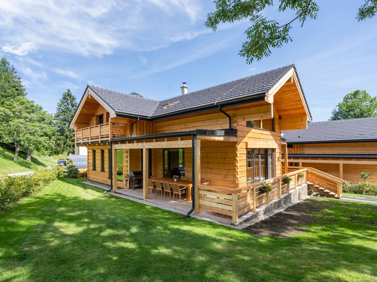 Villa photo 1
