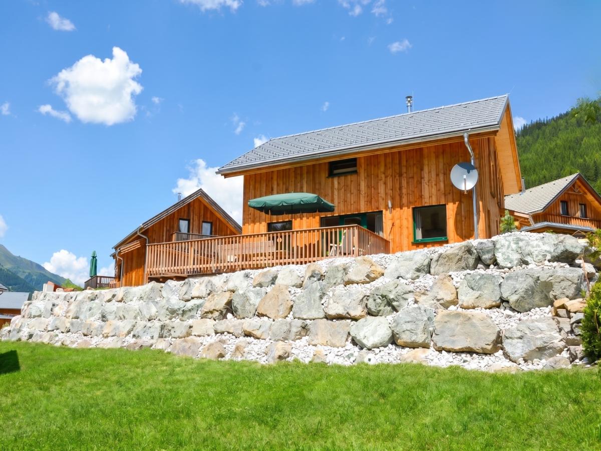 Villa photo 1