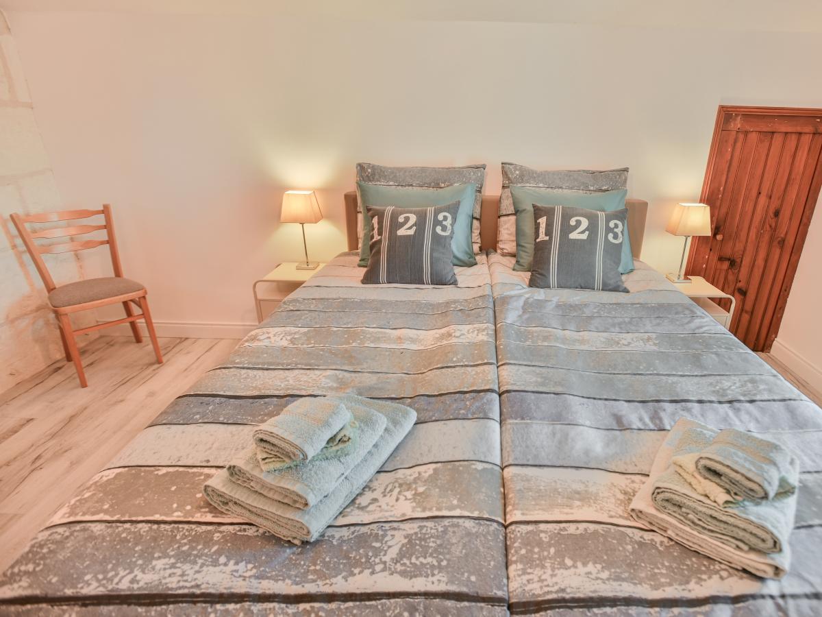 Bed Room