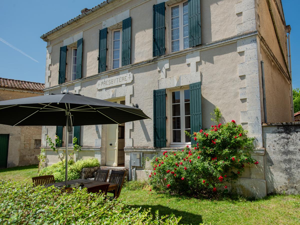 Exterior Summer