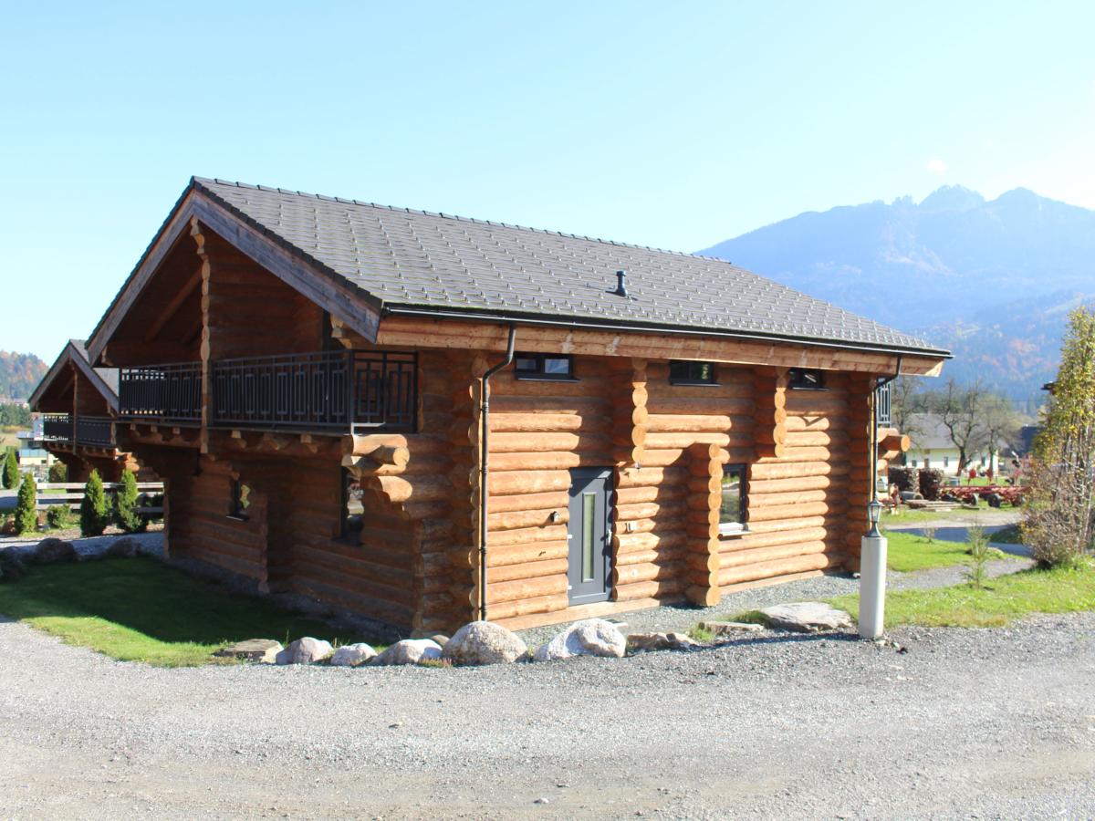 Exterior Summer