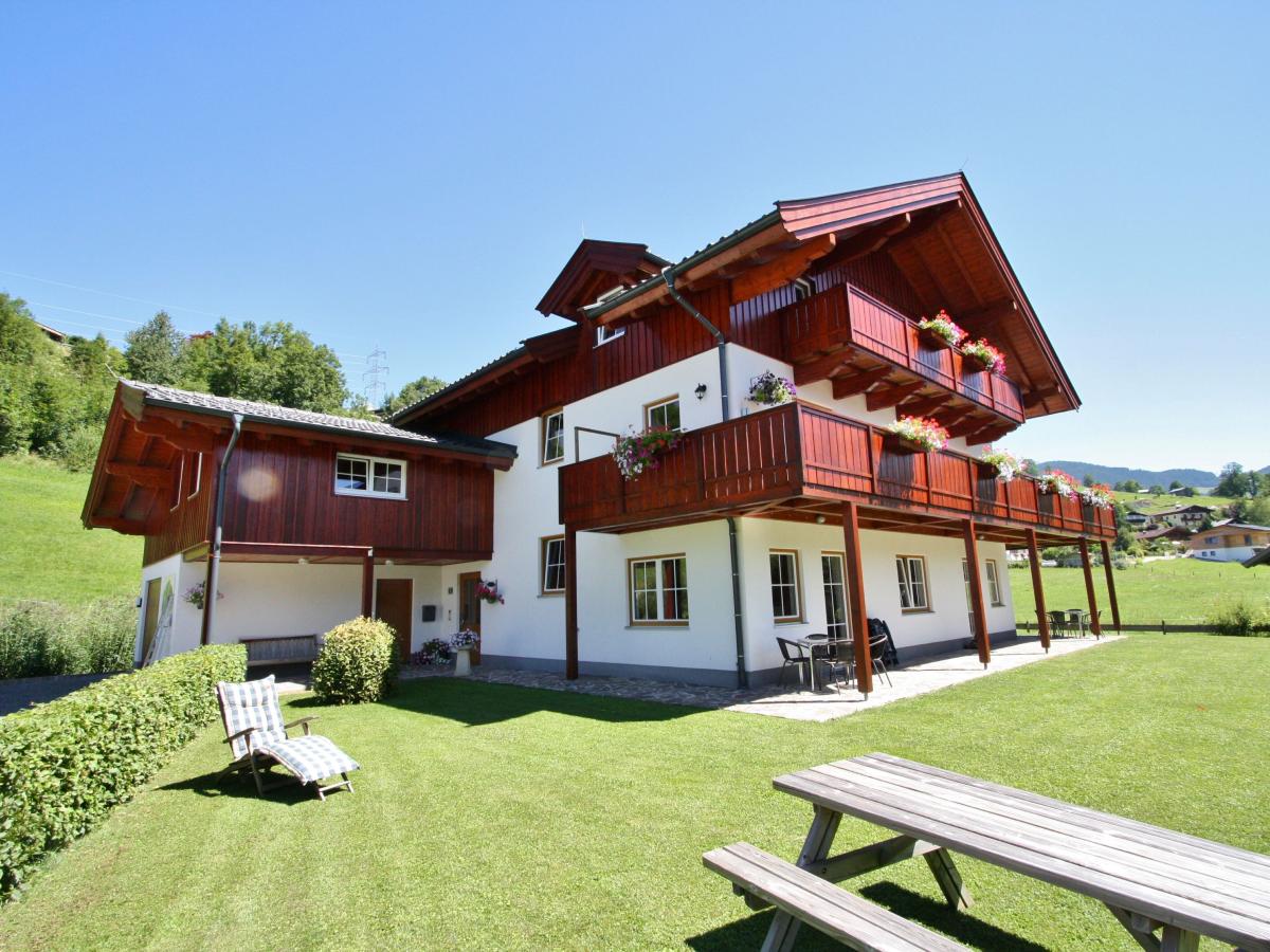 Villa photo 1