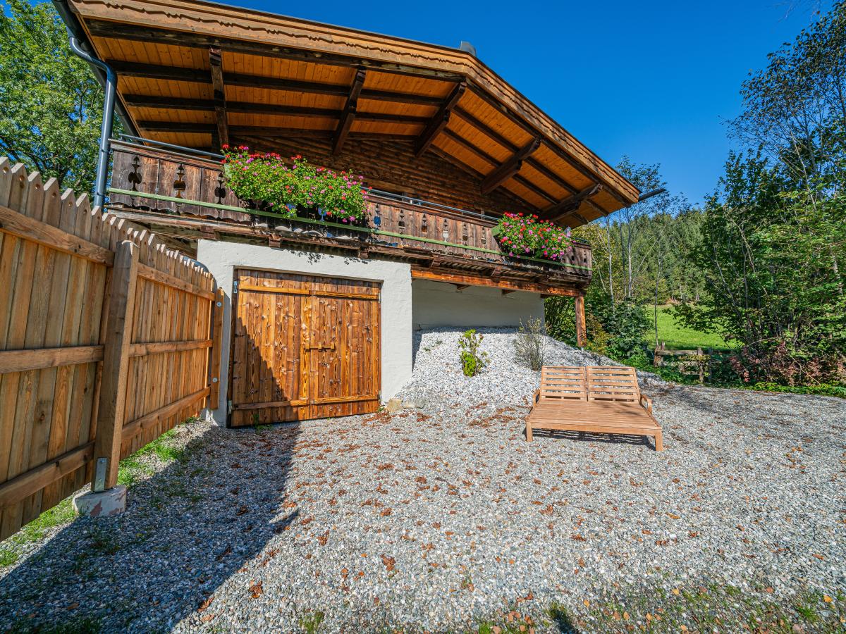 Villa photo 1