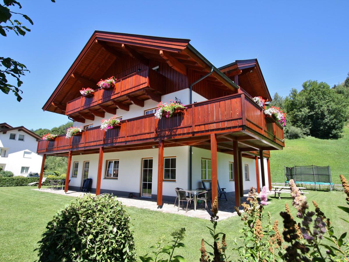 Villa photo 1