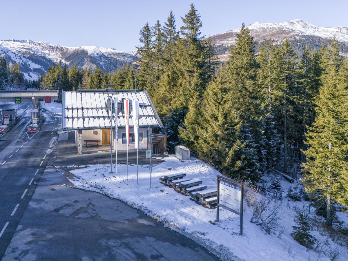 Exterior Winter