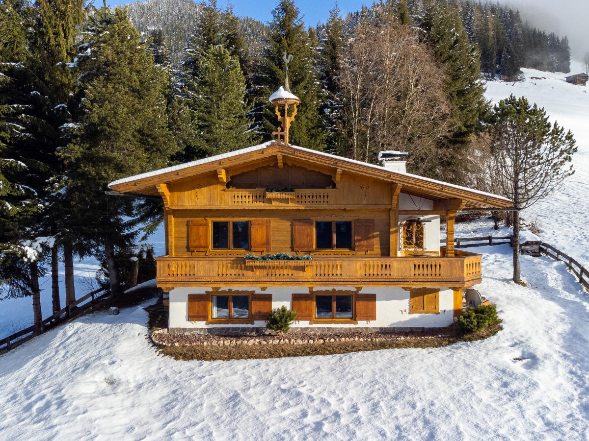 Villa photo 1