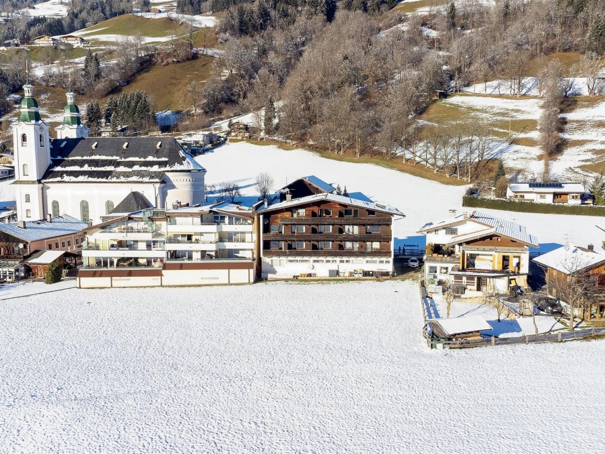 Exterior Winter