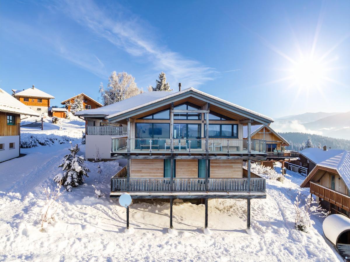 Villa photo 1