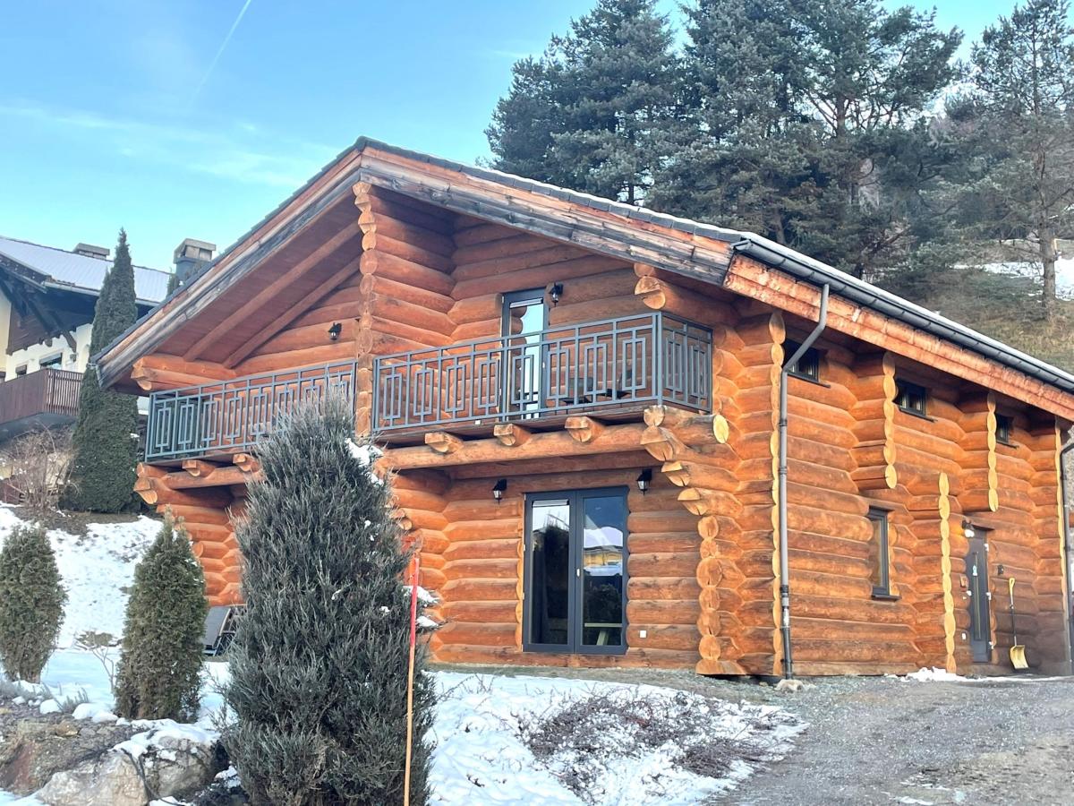 Exterior Winter