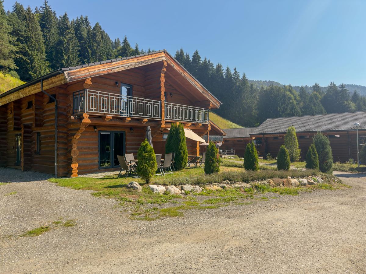 Exterior Summer