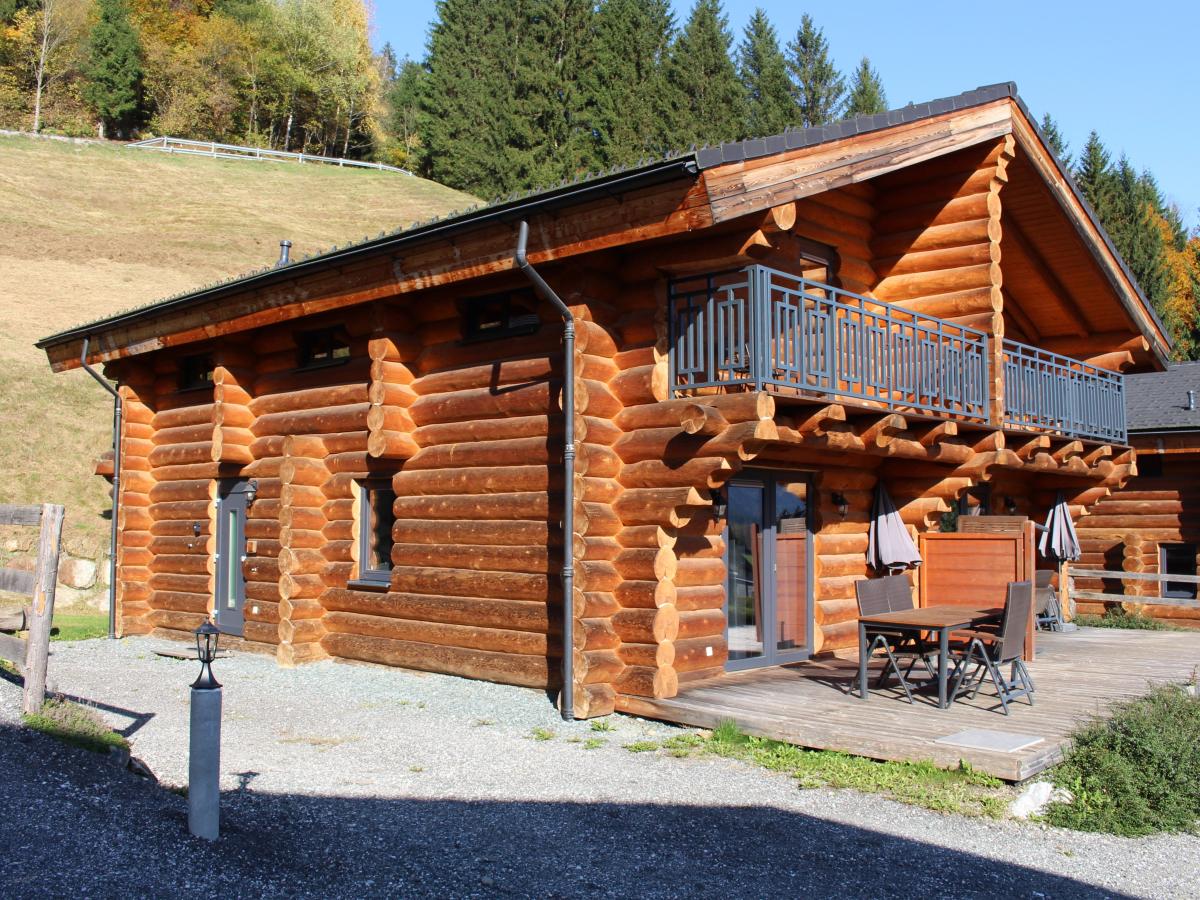 Villa photo 1