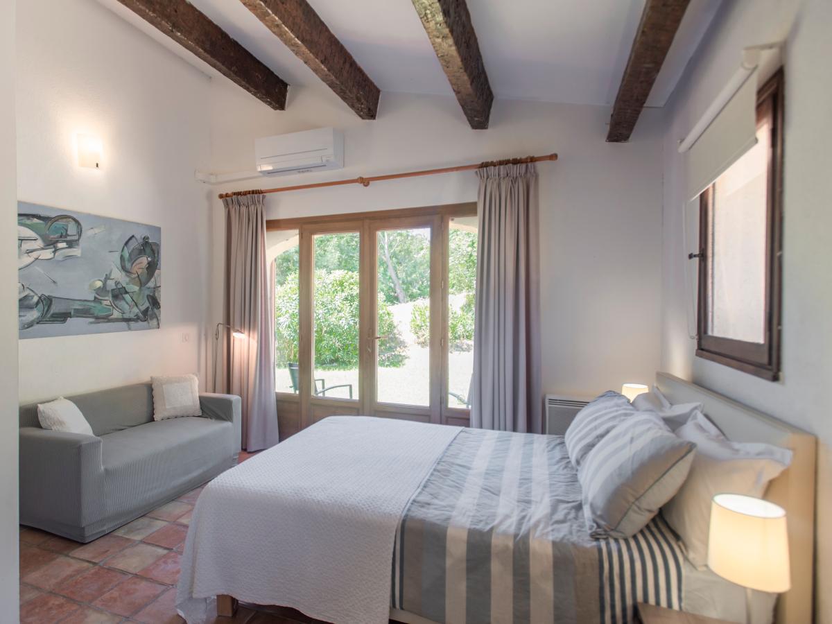 Bed Room