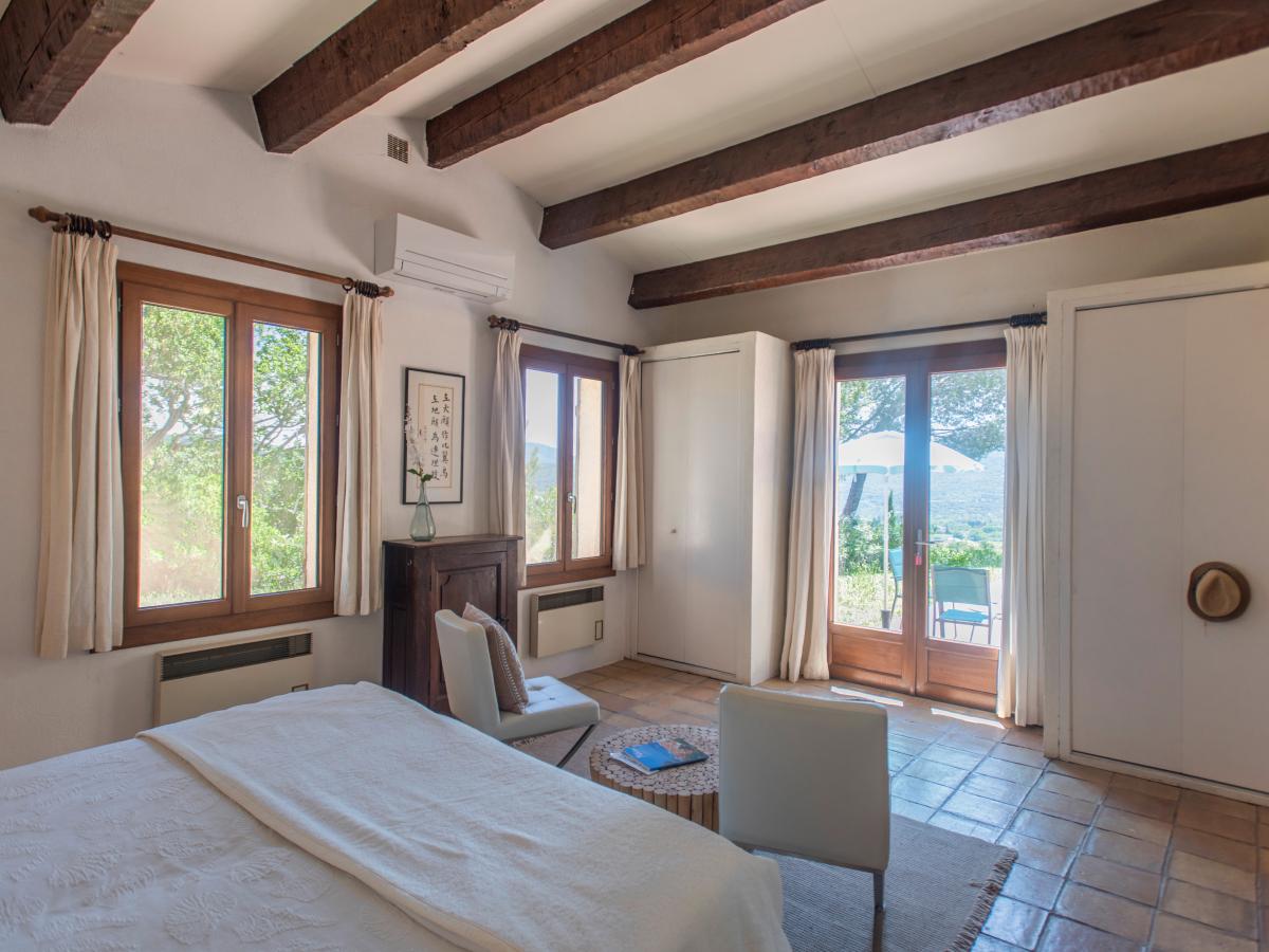 Bed Room