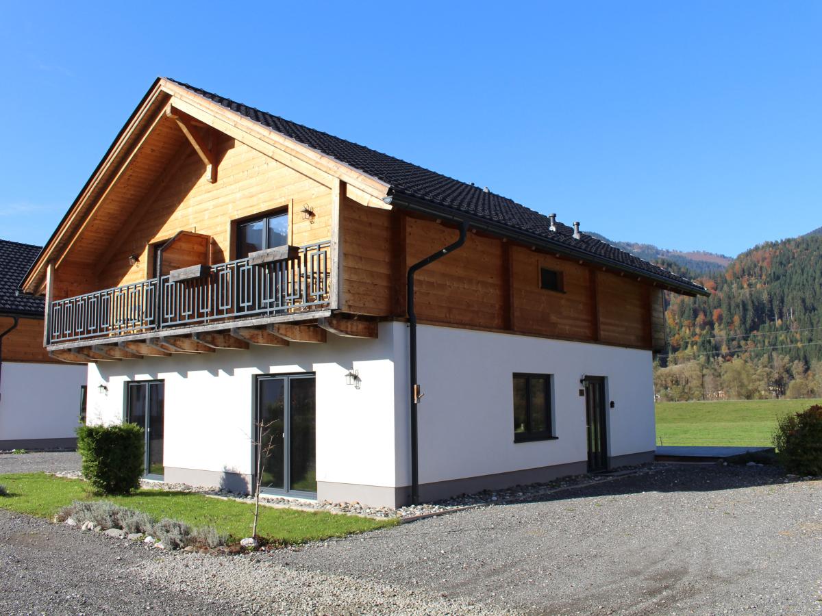 Villa photo 1