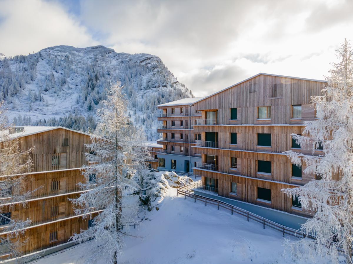 Exterior Winter