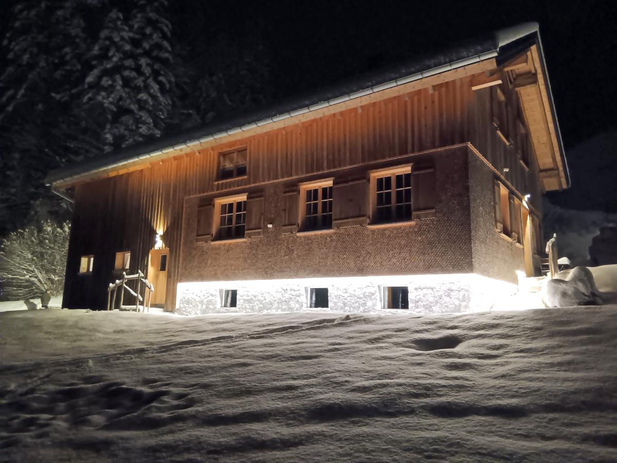 Exterior Winter