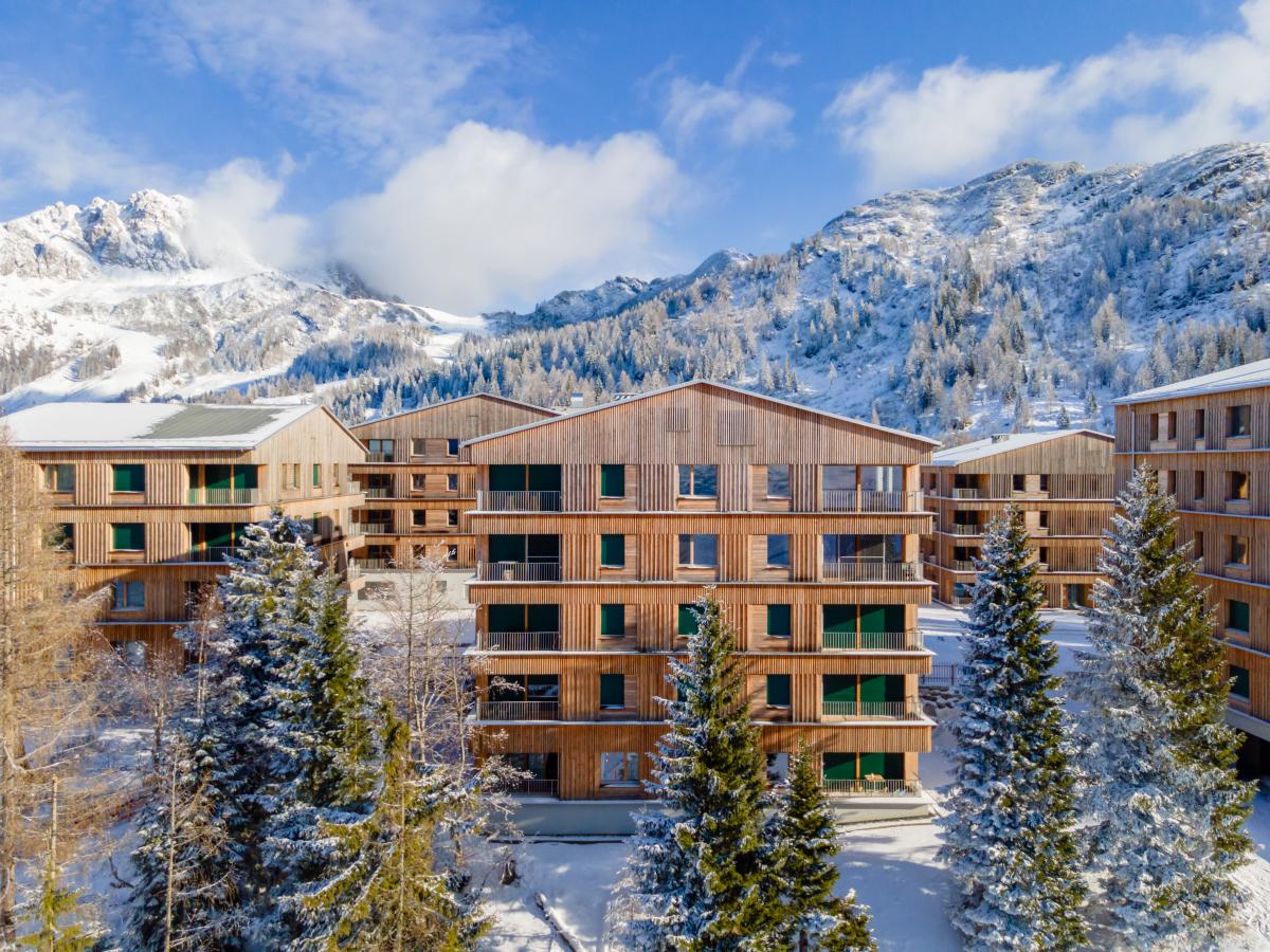 Exterior Winter