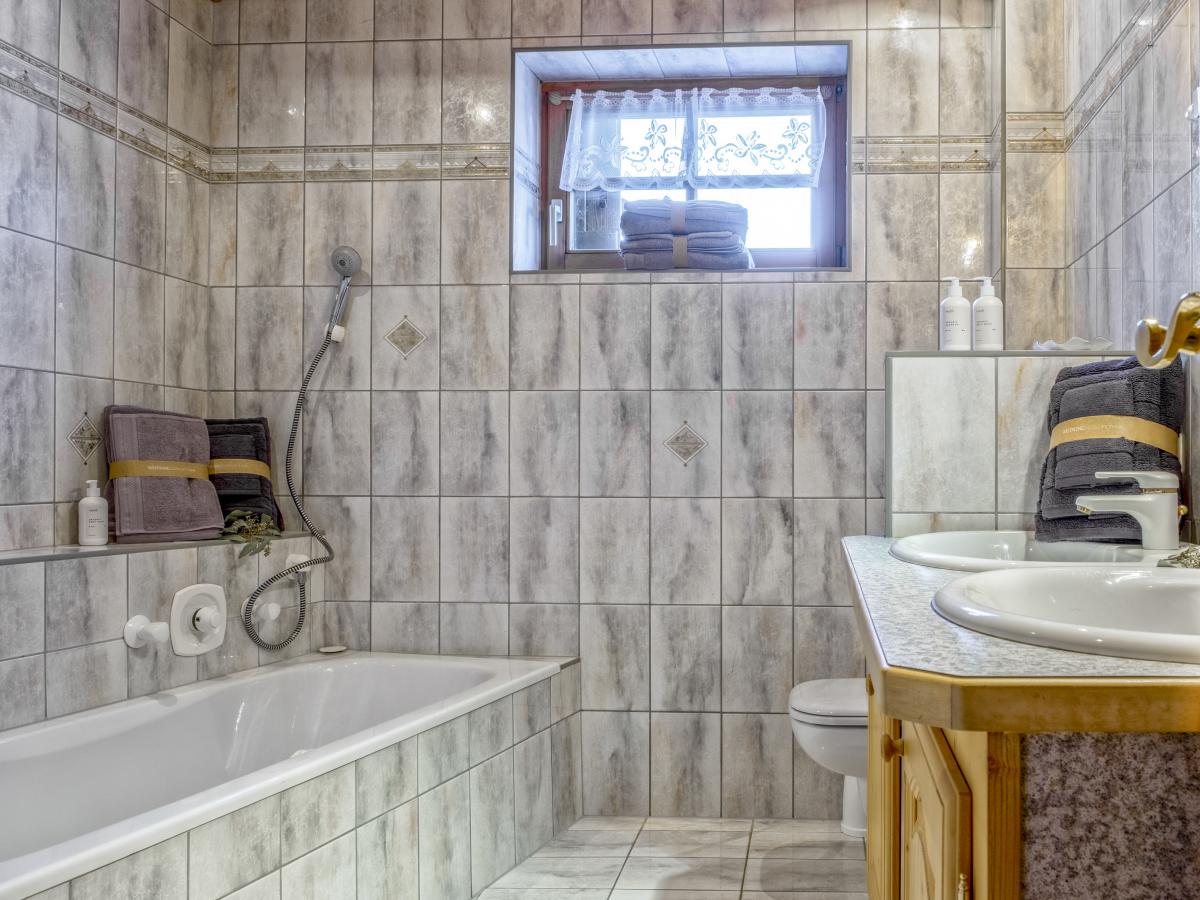 Bath Room