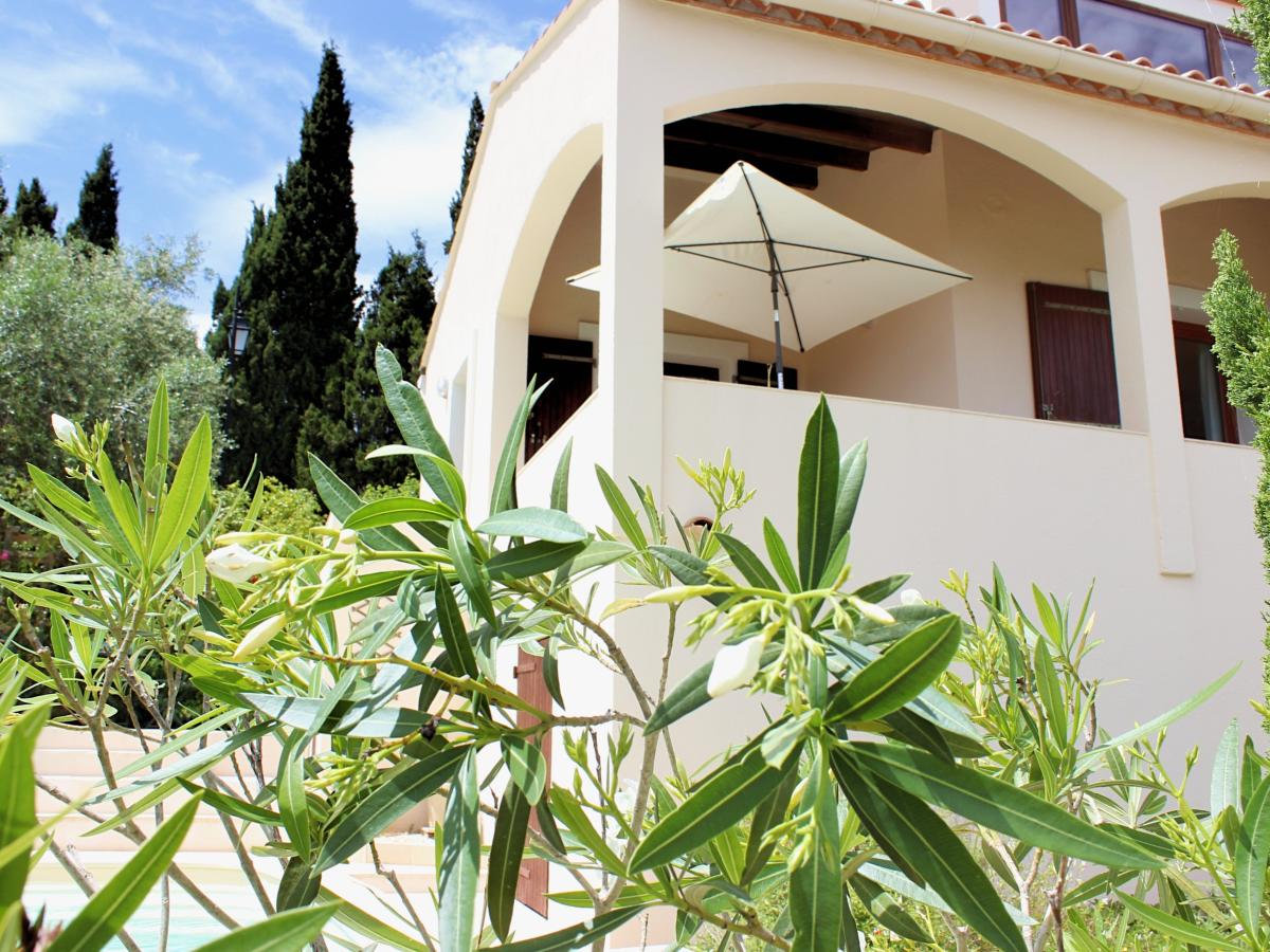 Exterior Summer