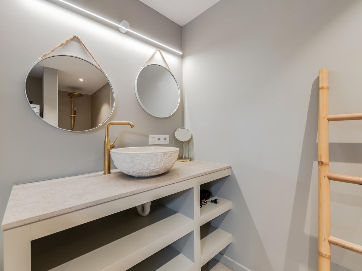 Bath Room