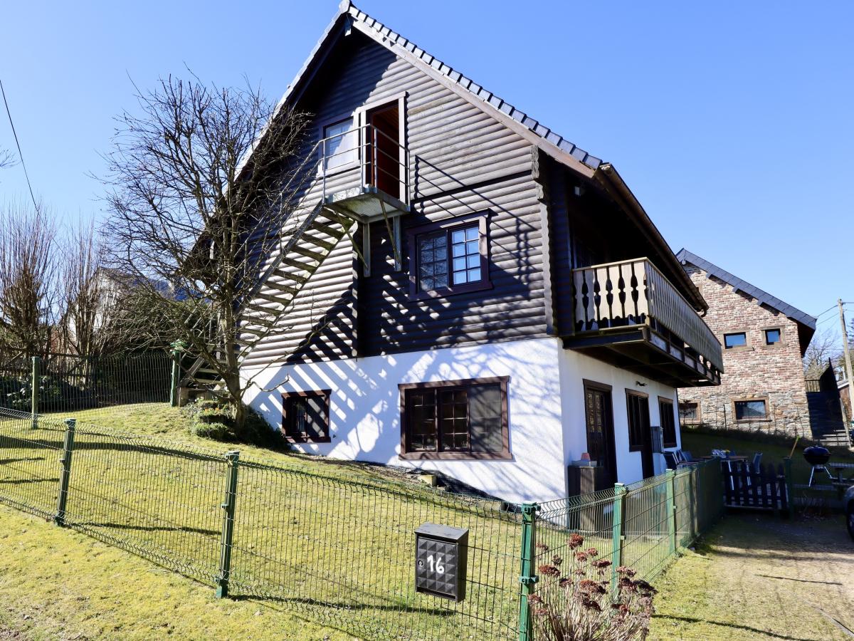 Villa photo 1