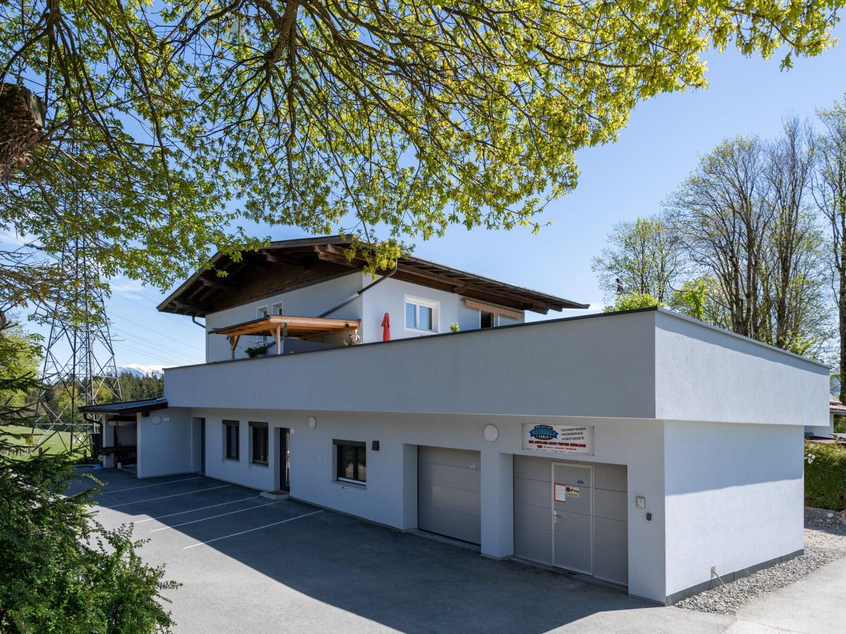 Exterior Summer