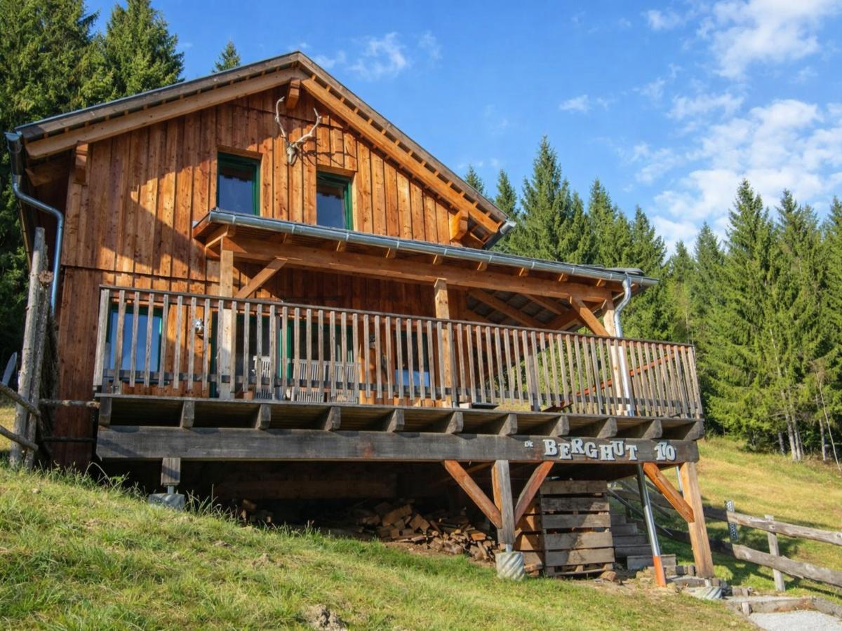 Villa photo 1