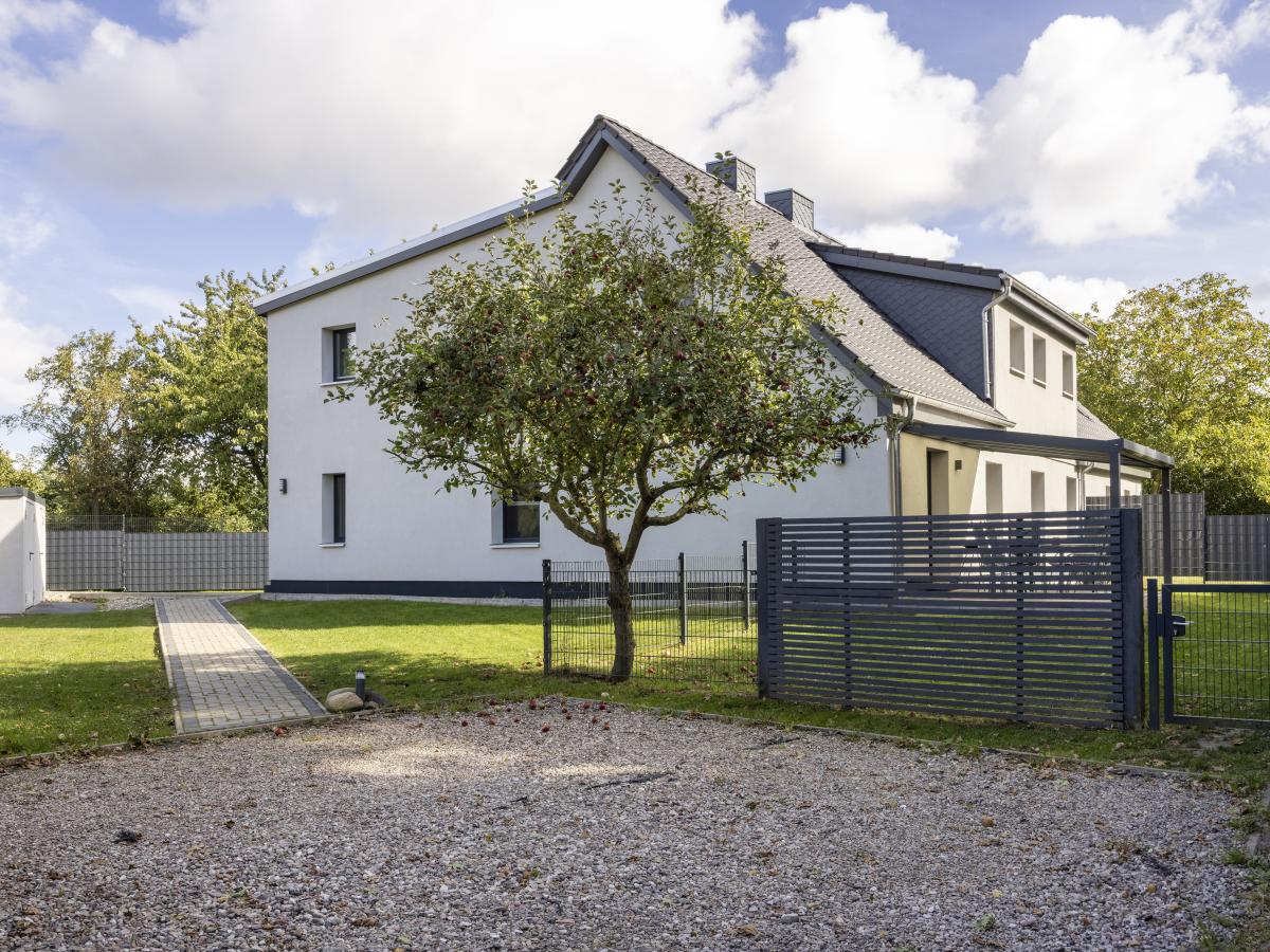 Villa photo 1