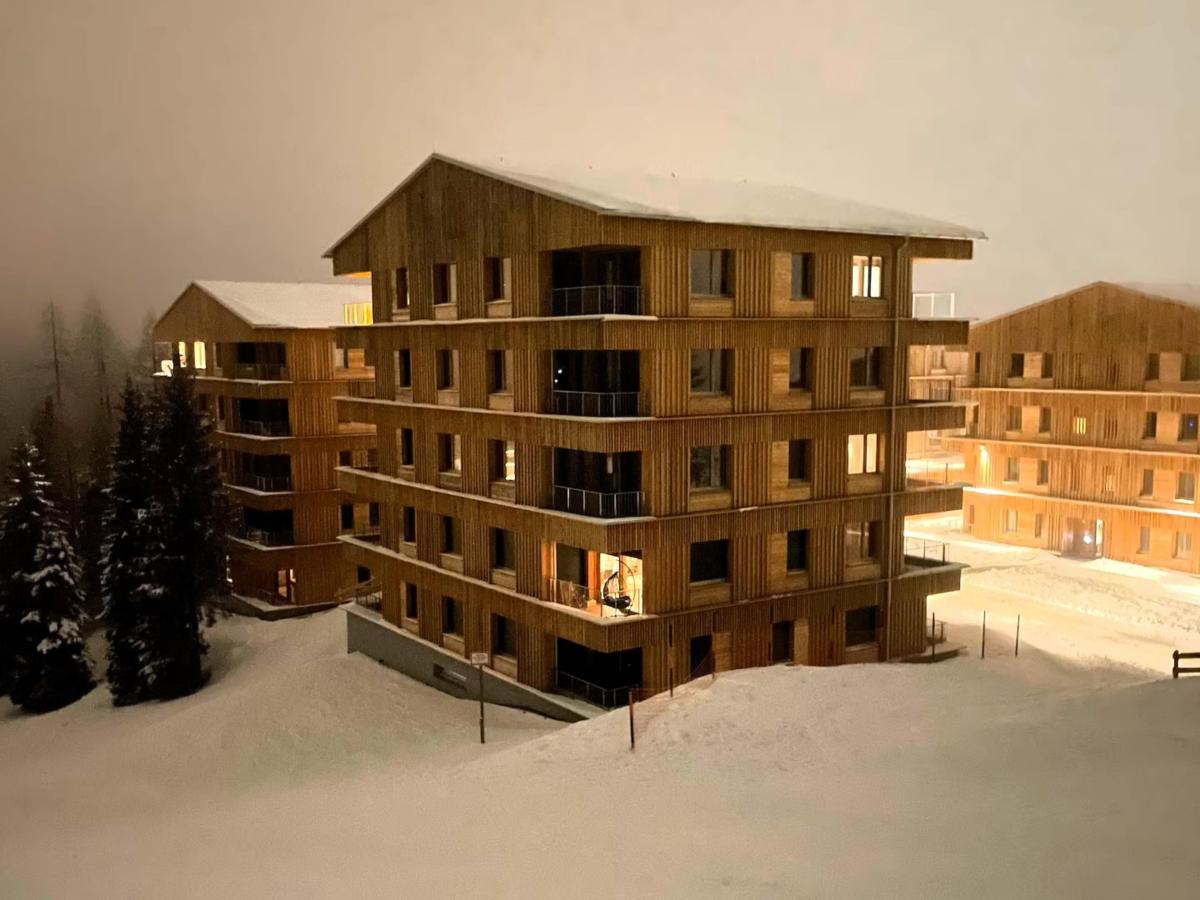 Exterior Winter