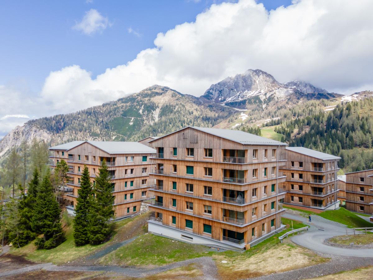 Exterior Summer