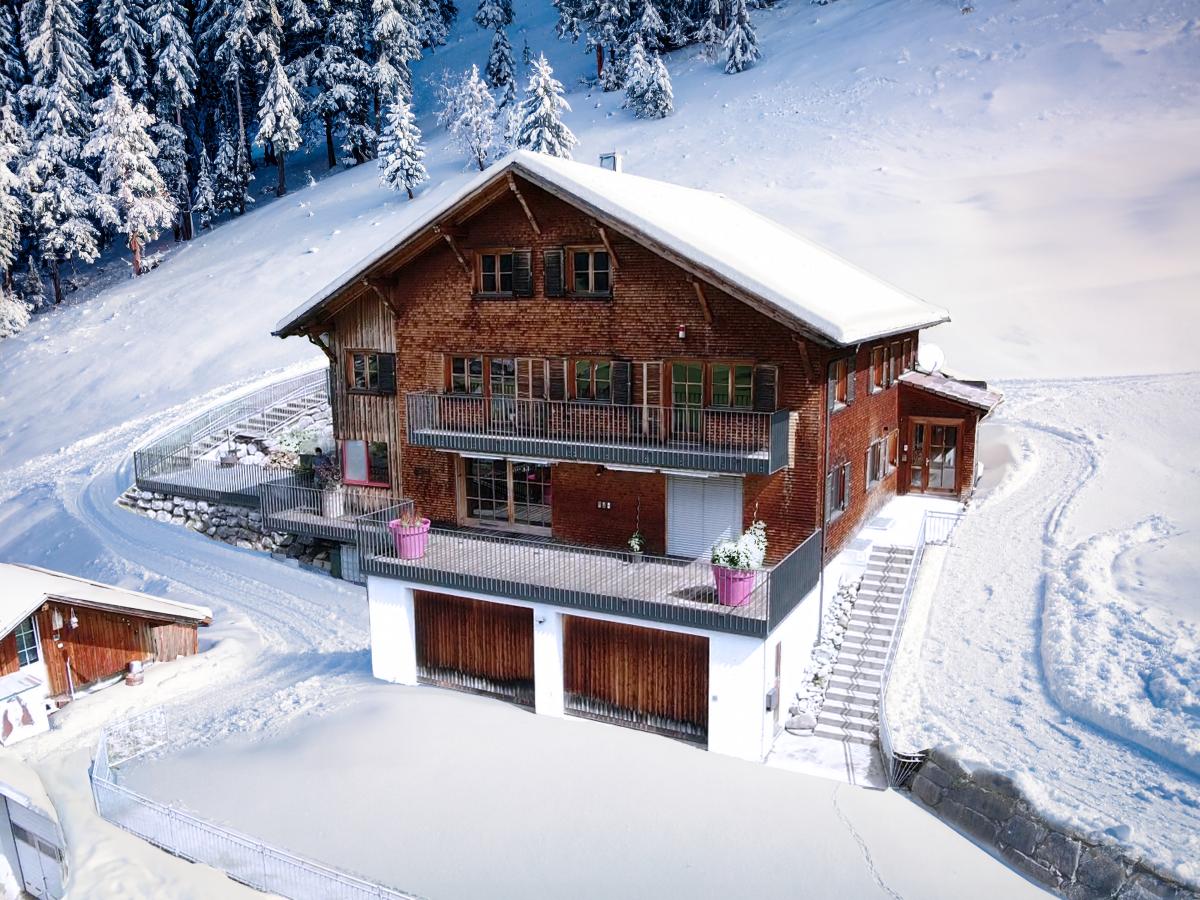 Exterior Winter