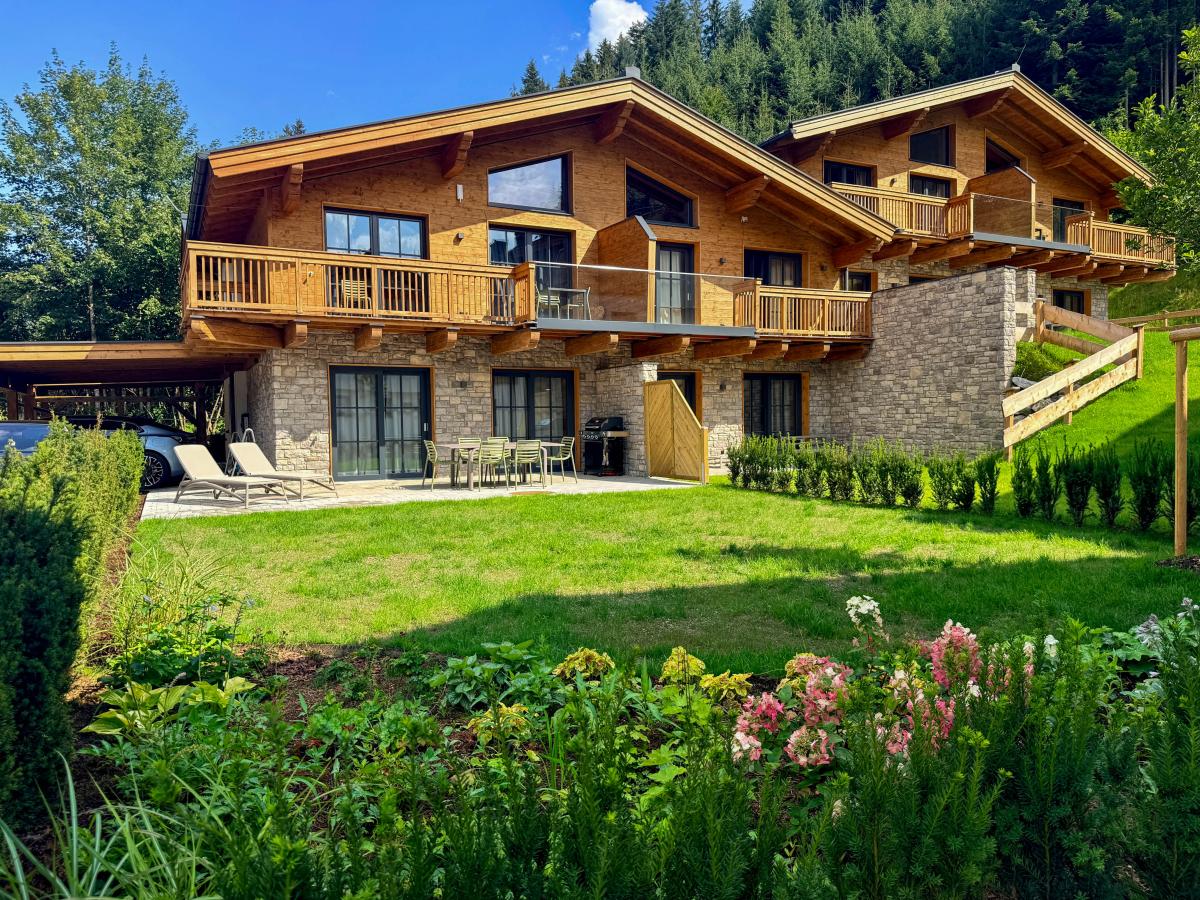 Villa photo 1