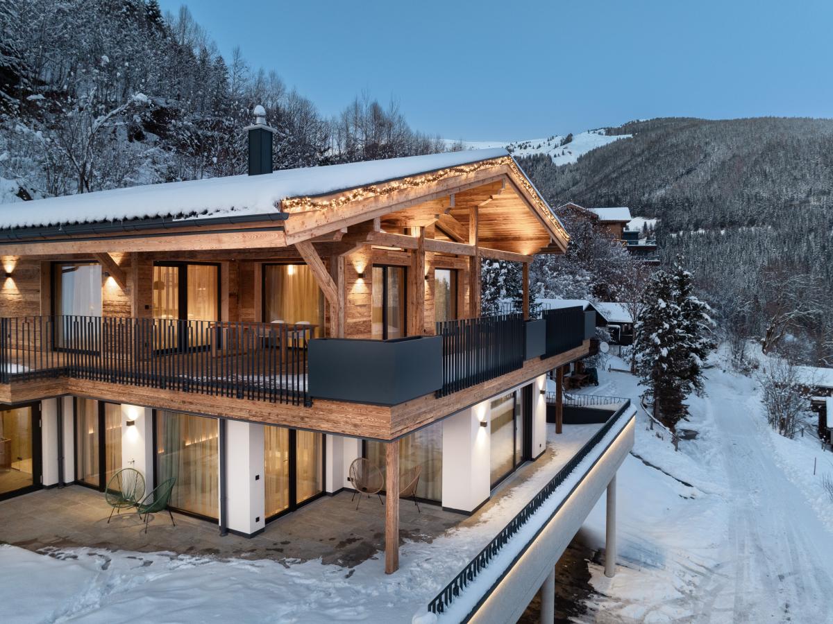 Villa photo 1