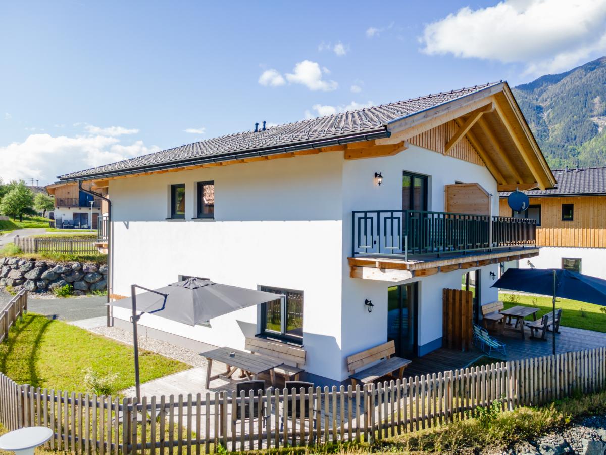 Exterior Summer