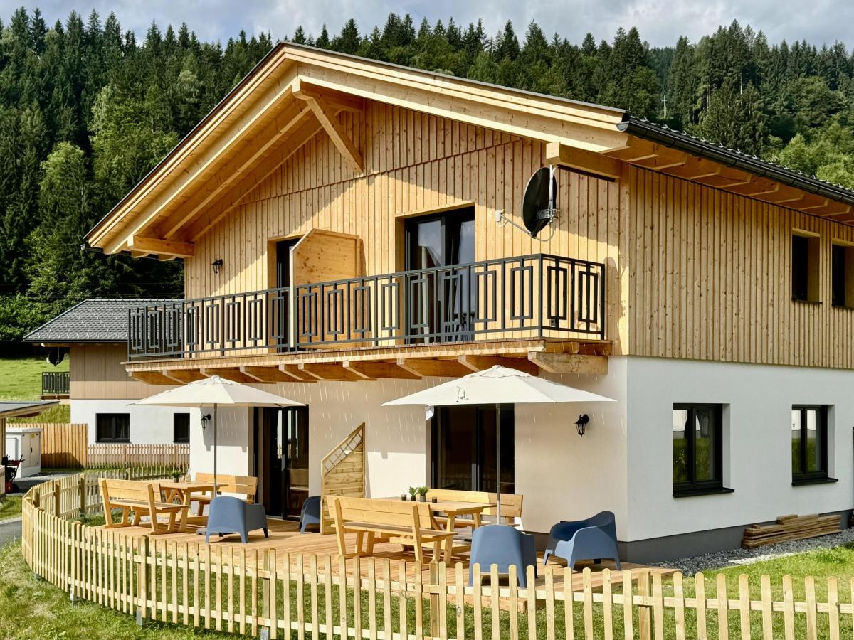 Exterior Summer
