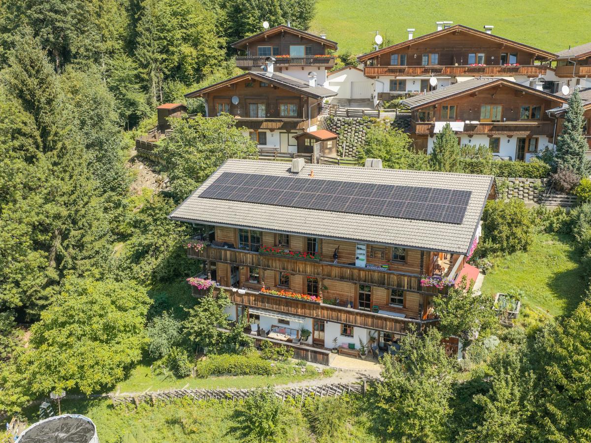 Exterior Summer
