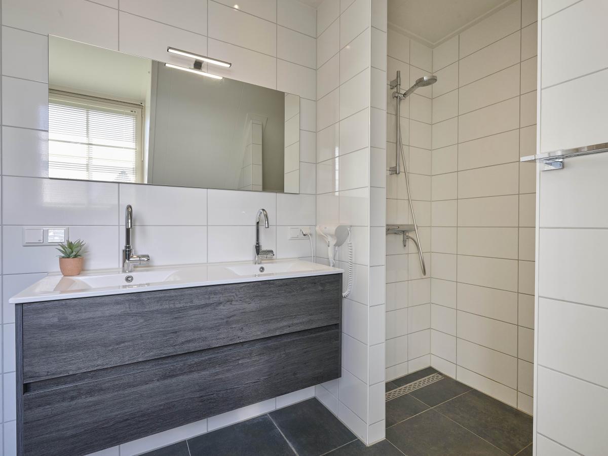 Bath Room