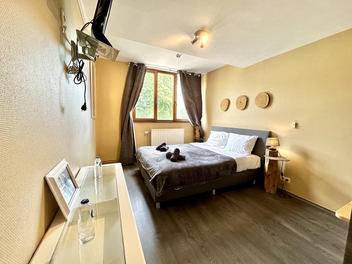 Bed Room