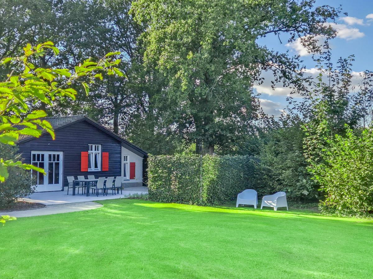 Villa photo 1