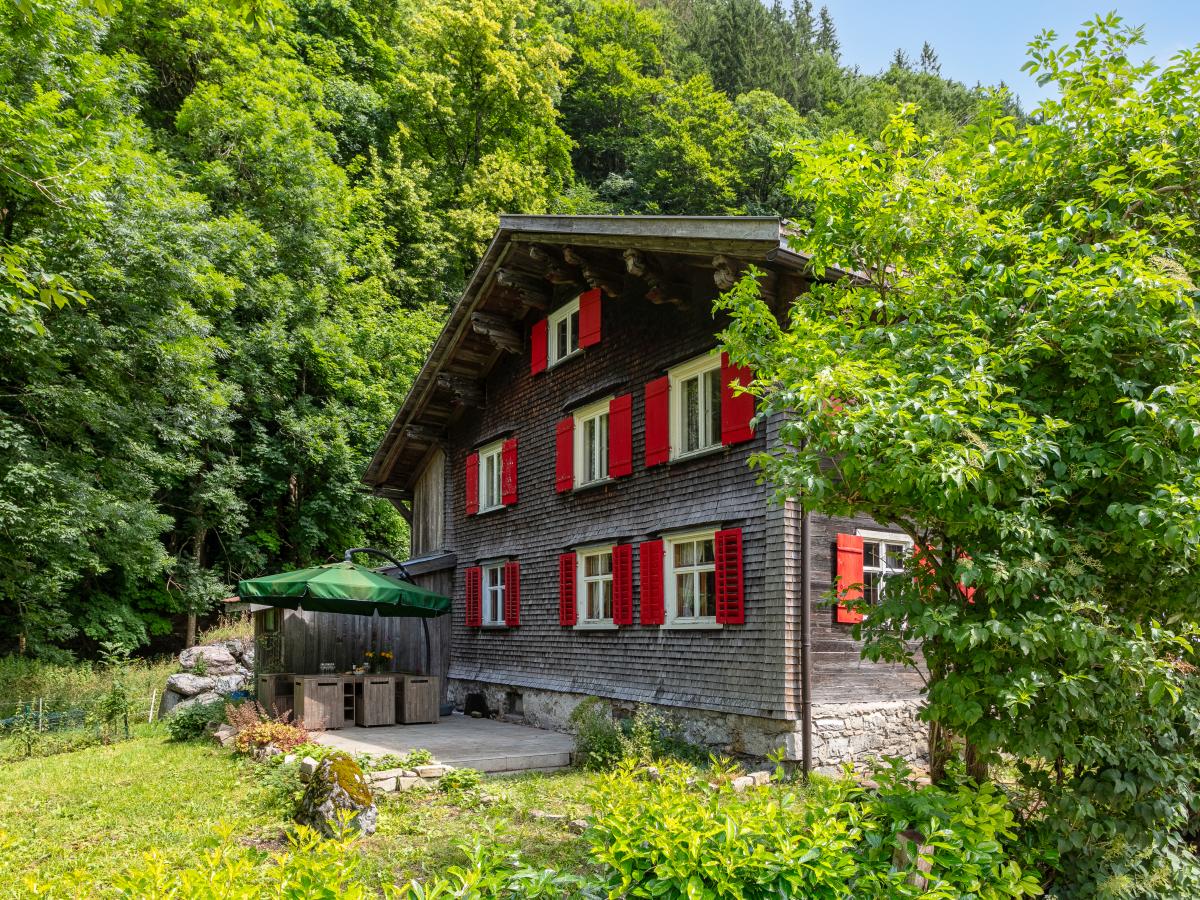 Exterior Summer