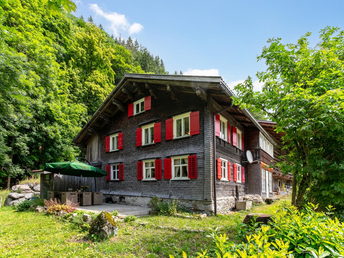 Exterior Summer
