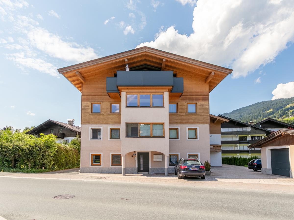 Exterior Summer