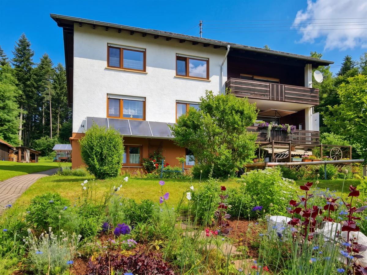 Exterior Summer