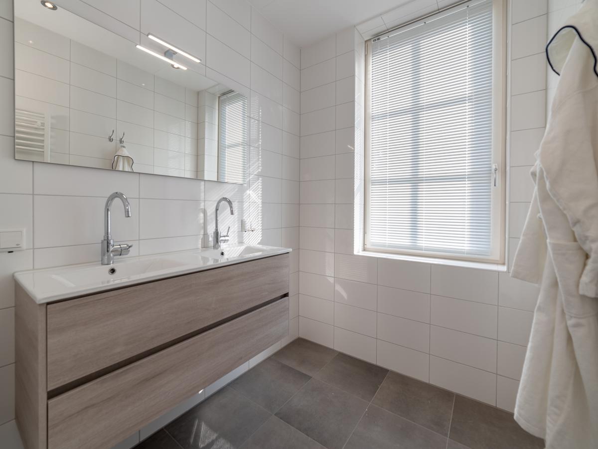 Bath Room