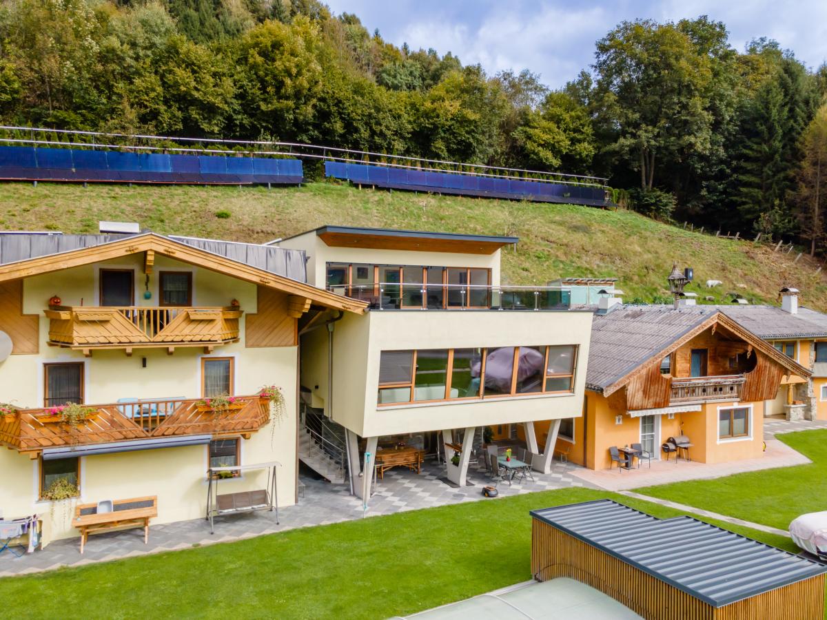 Villa photo 1