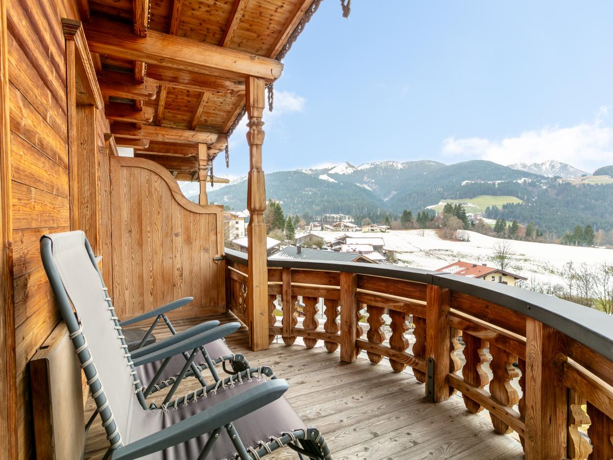 Villa photo 1