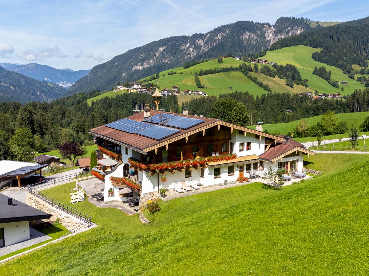 Villa photo 1