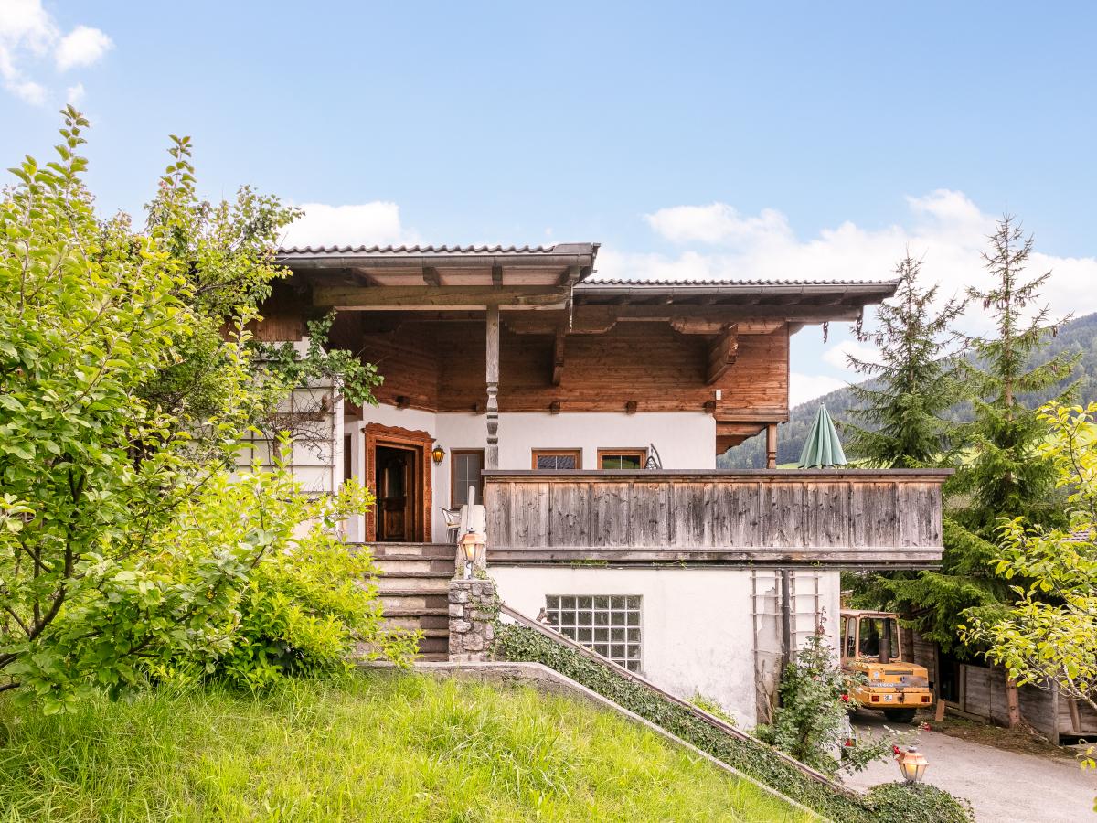 Villa photo 1