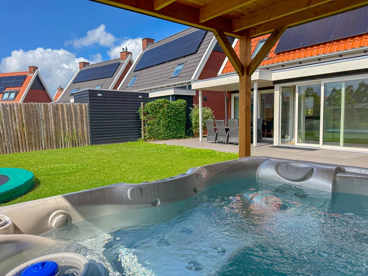 Villa photo 1