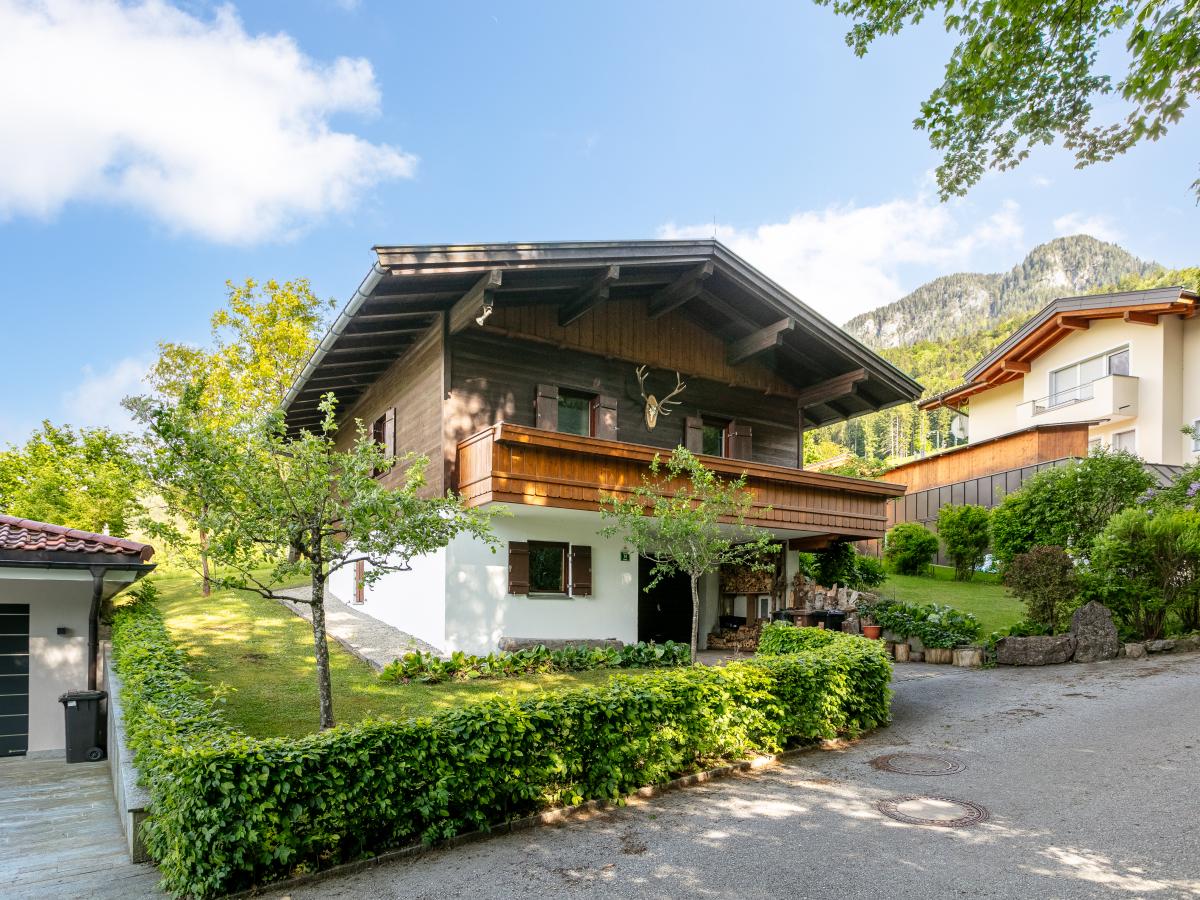 Villa photo 1